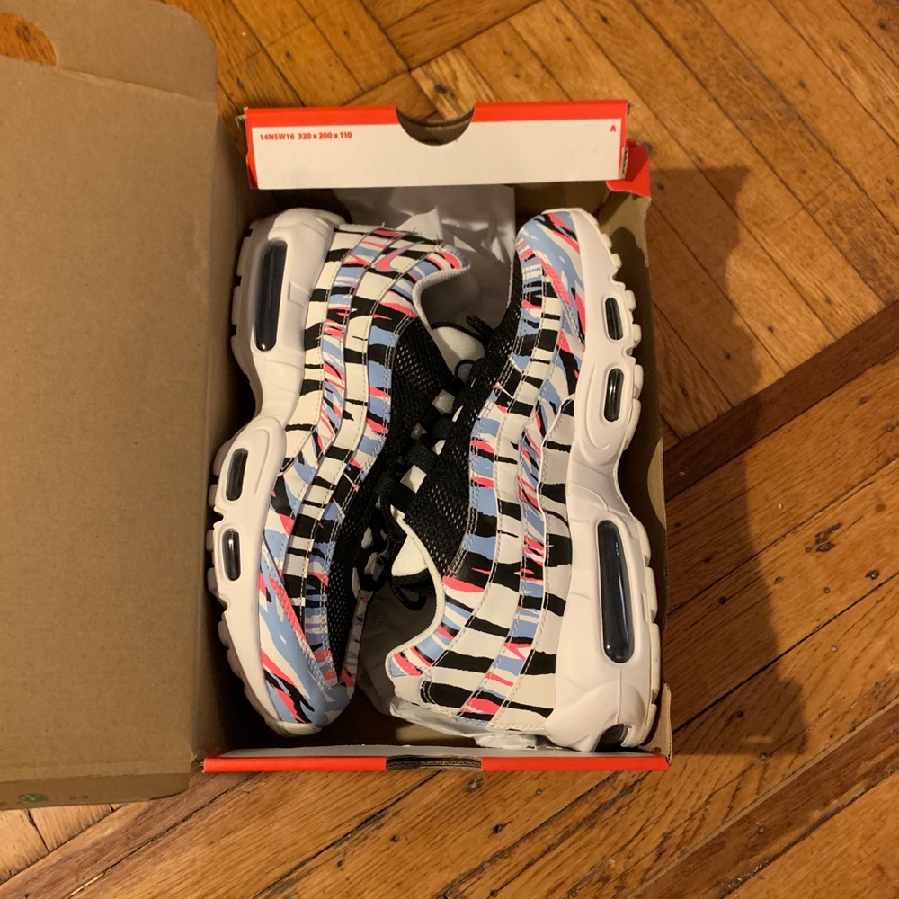 New Nike Air Max 95 CTRY Men’s Sneaker Size 8